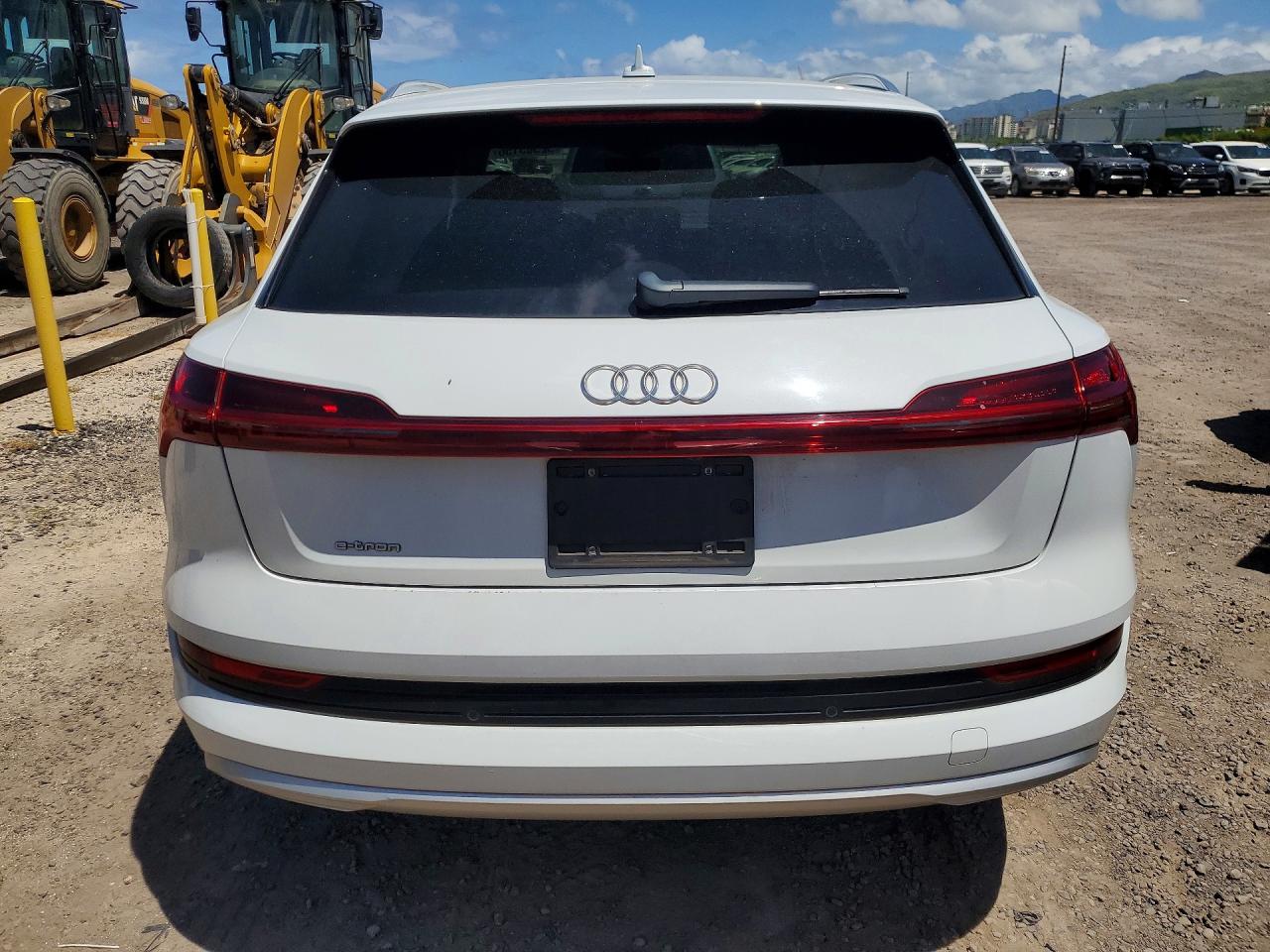 WA1VAAGE2KB022741 · 2019 AUDI E-TRON · 6/14