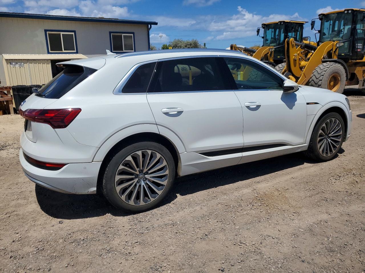 WA1VAAGE2KB022741 · 2019 AUDI E-TRON · 3/14
