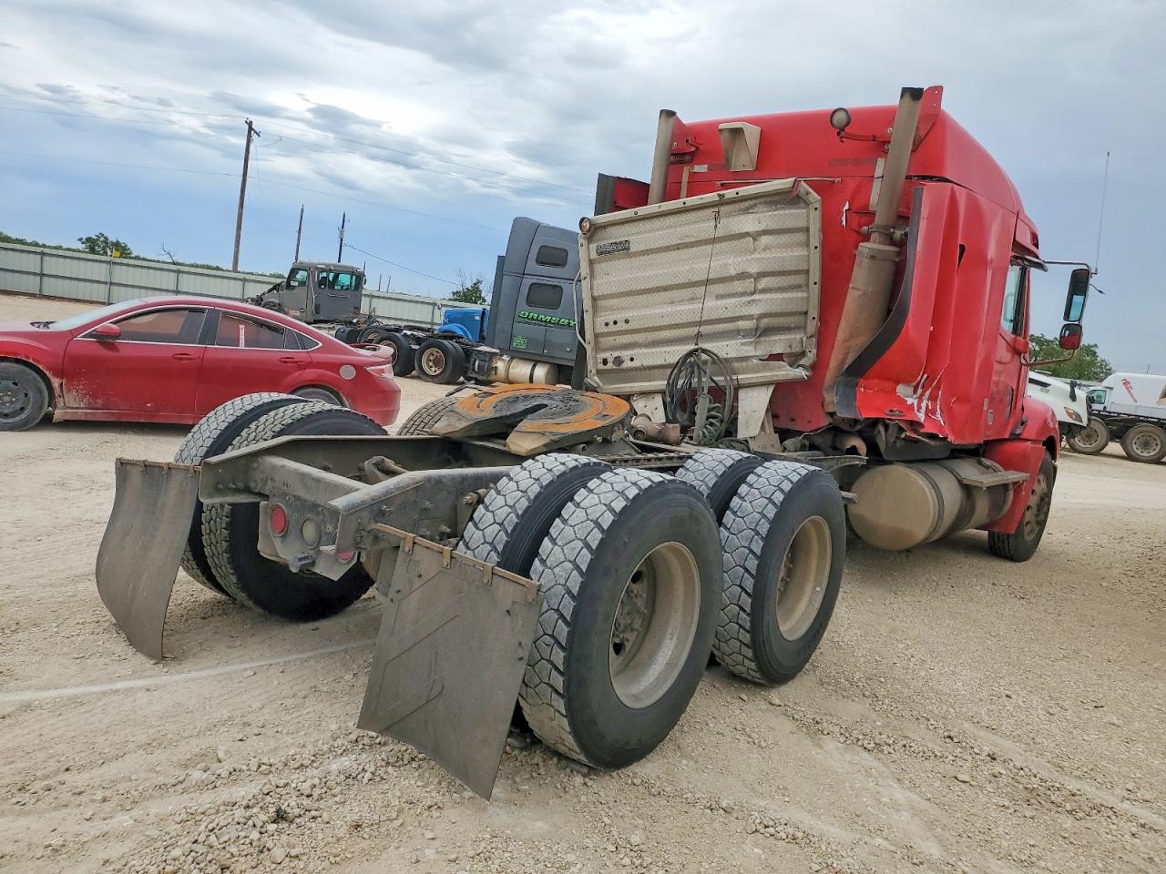 1FUJA6AVX4PM22121 · 2004 FREIGHTLINER COLUMBIA · 4/10