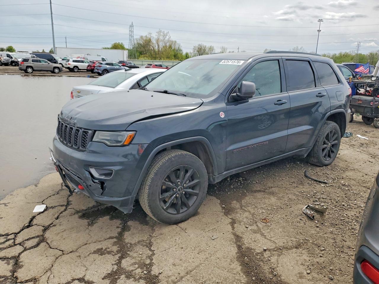 1C4RJFLG1JC411357 · 2018 JEEP GRAND CHEROKEE