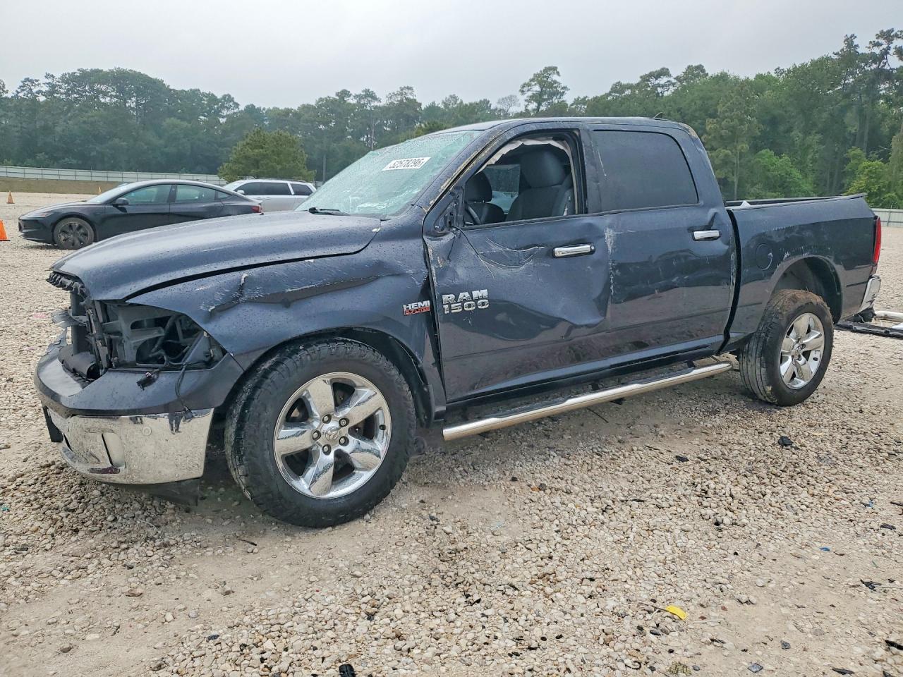 1C6RR6LT4GS155615 · 2016 RAM 1500