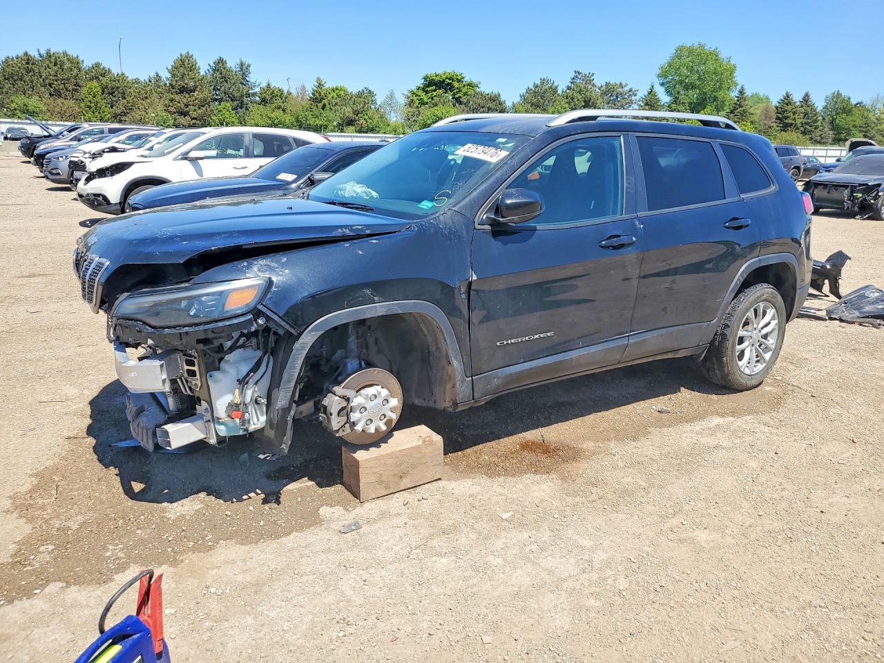 1C4PJLCBXMD195775 · 2021 JEEP CHEROKEE