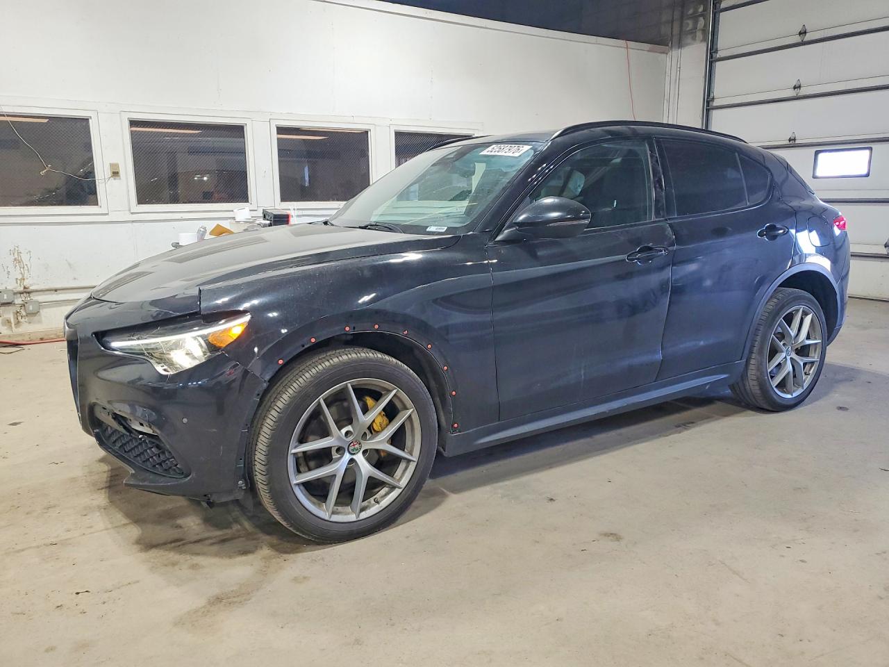 ZASFAKNN7J7B89642 · 2018 ALFA ROMEO STELVIO