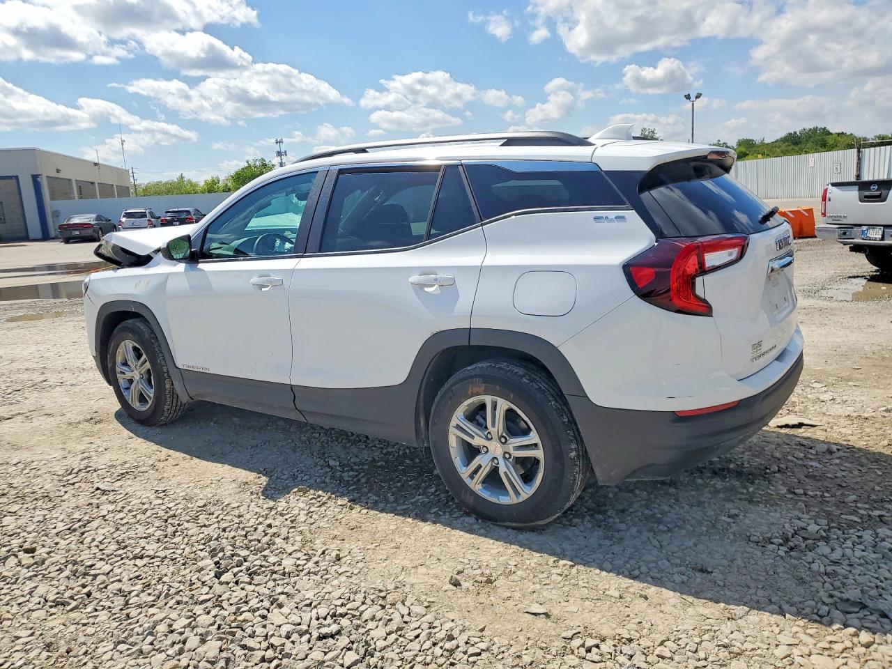 3GKALMEG5RL350513 · 2024 GMC TERRAIN · 2/13