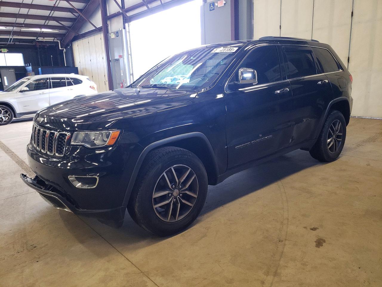1C4RJFBG1HC742645 · 2017 JEEP GRAND CHEROKEE
