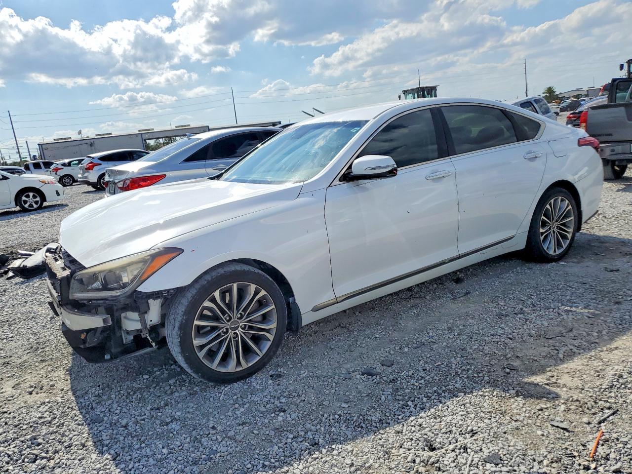 KMHGN4JE9GU121271 · 2016 HYUNDAI GENESIS