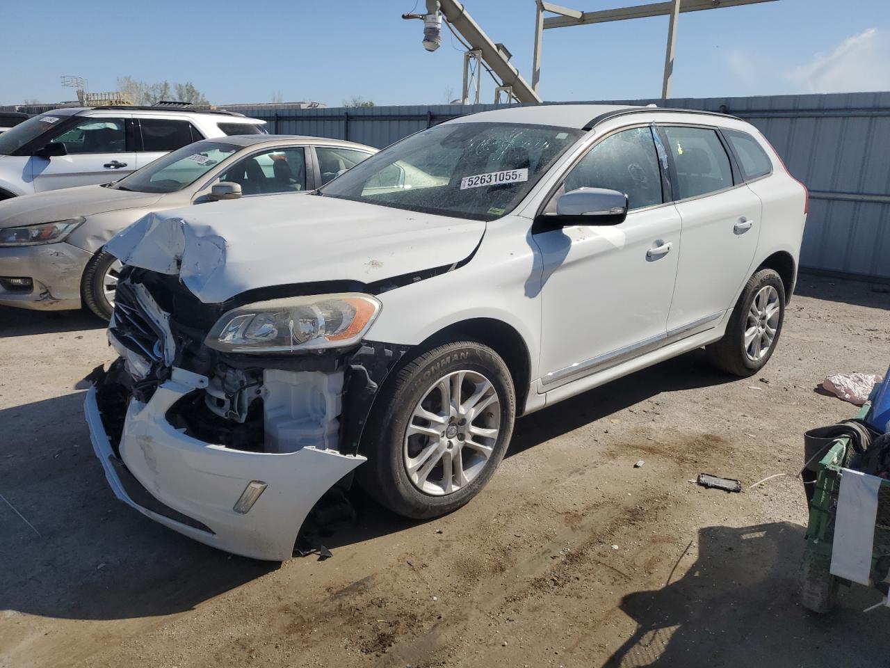 YV440MDJXF2680270 · 2015 VOLVO XC60