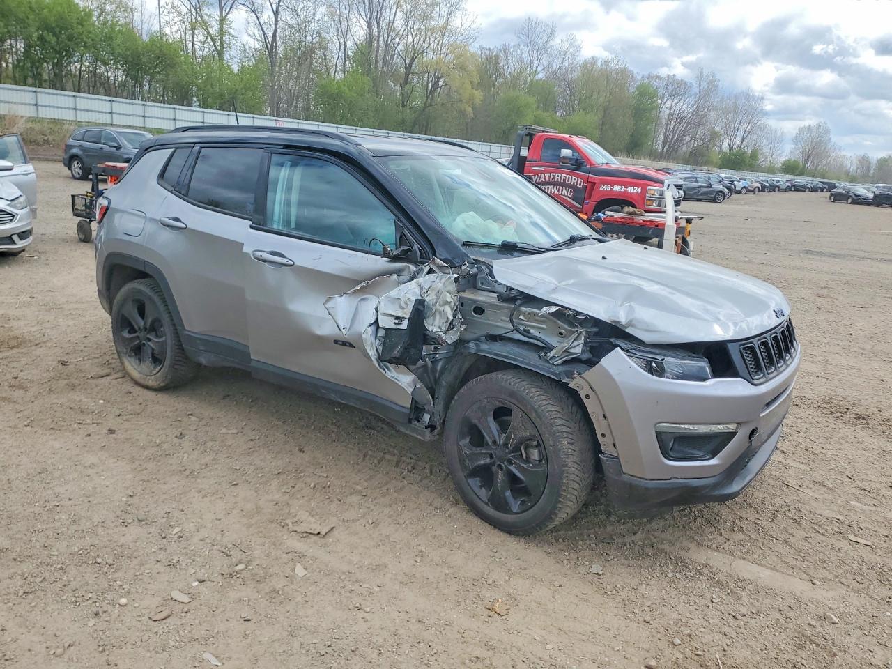 3C4NJDBB8KT740720 · 2019 JEEP COMPASS · 4/13