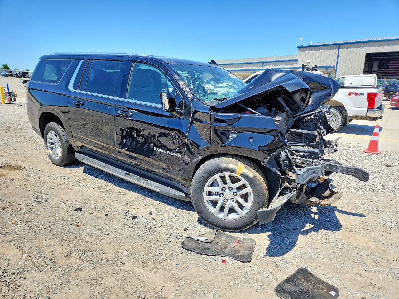 1GNSCBKDXPR271303 · 2023 CHEVROLET SUBURBAN · 4/13