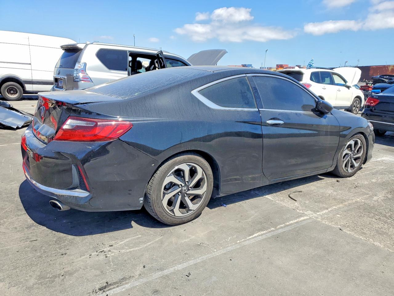 1HGCT1B34GA007069 · 2016 HONDA ACCORD · 3/12
