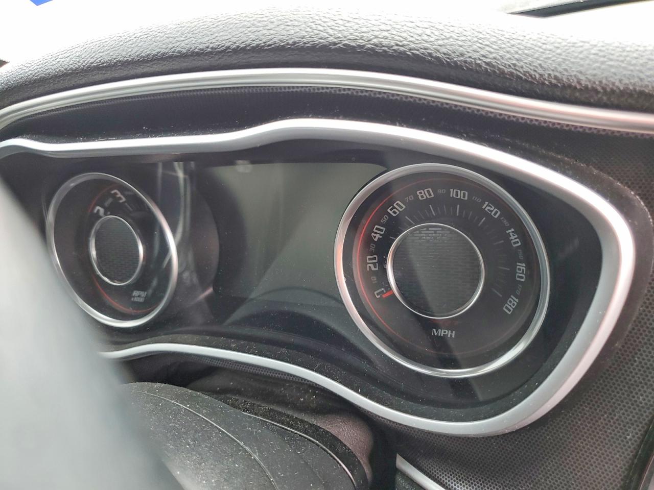 2C3CDZDJ6FH744123 · 2015 DODGE CHALLENGER · 9/12
