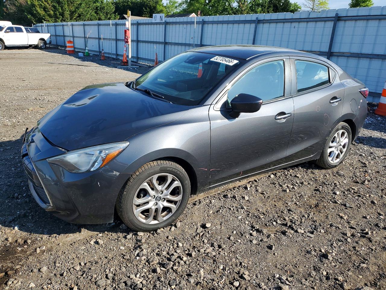 3MYDLBYV1HY193427 · 2017 TOYOTA YARIS IA