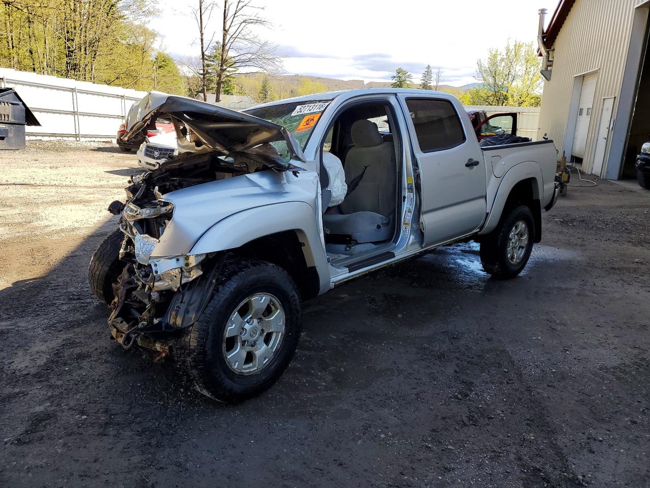 5TFLU4EN3BX011582 · 2011 TOYOTA TACOMA