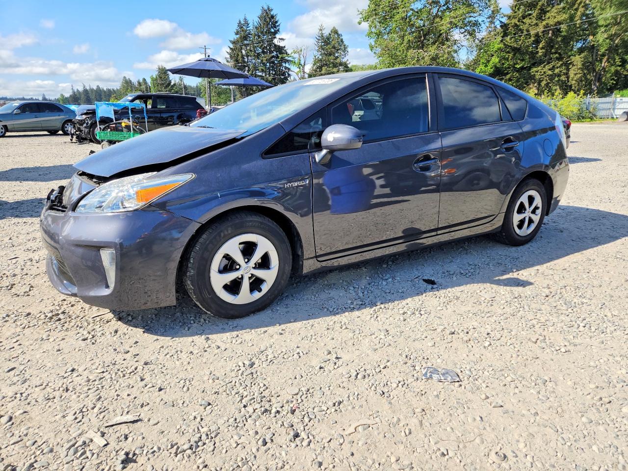 JTDKN3DUXF1918835 · 2015 TOYOTA PRIUS