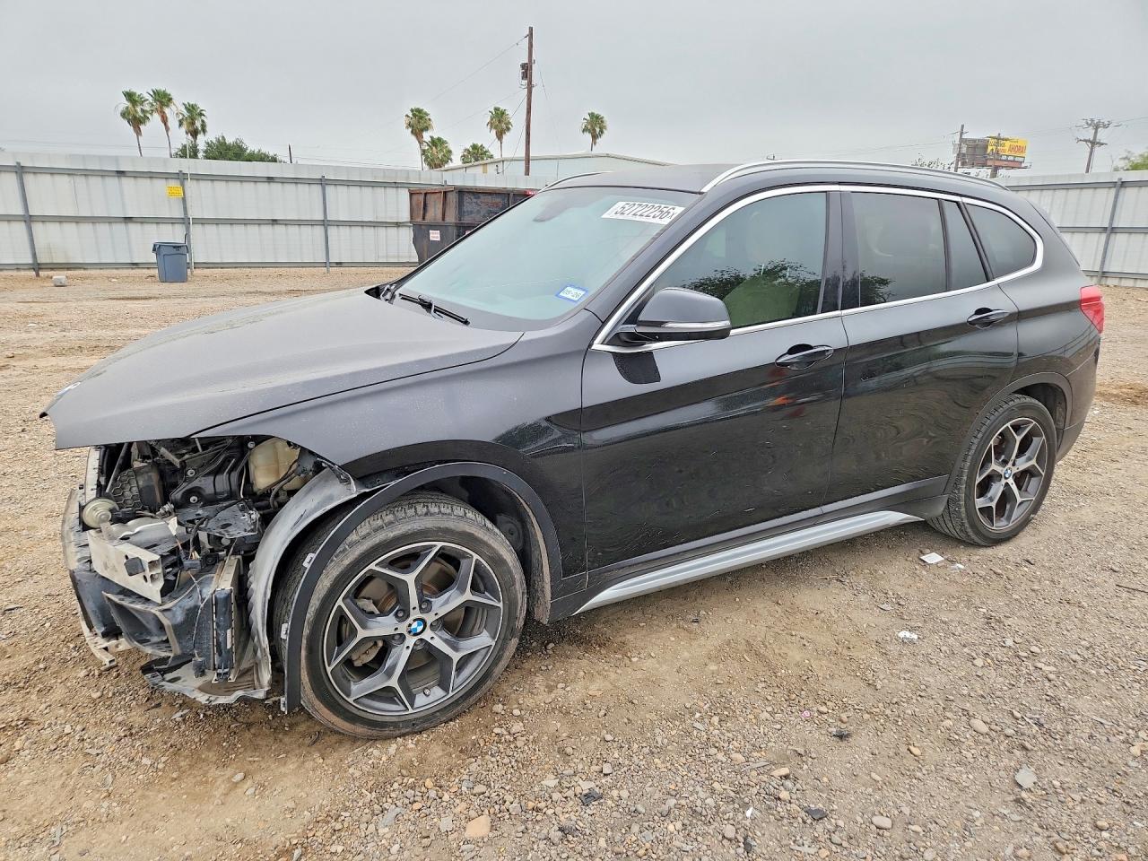 WBXHU7C32J5H45431 · 2018 BMW X1