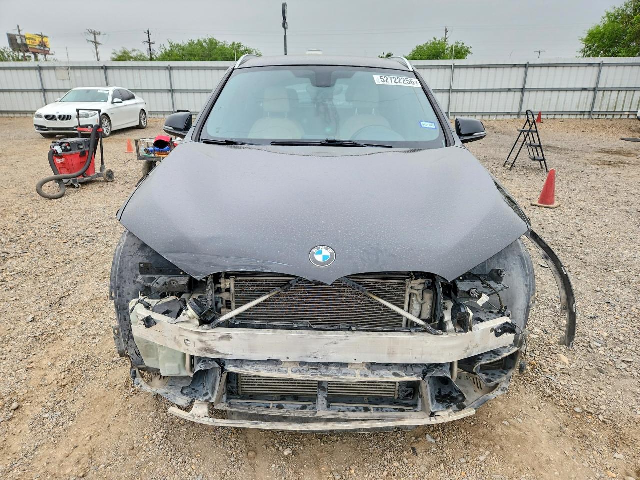 WBXHU7C32J5H45431 · 2018 BMW X1 · 5/13