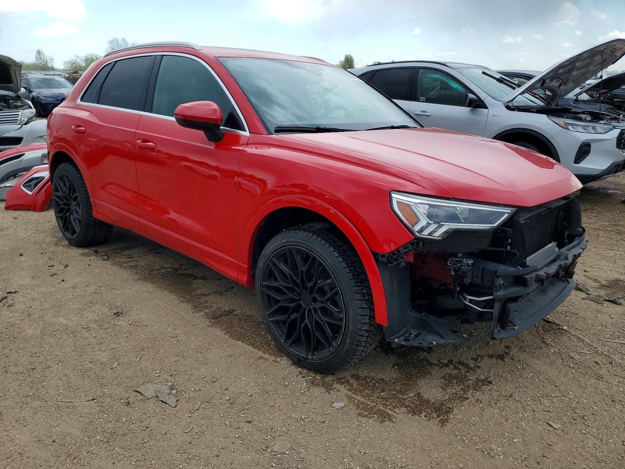 WA1BECF35K1085115 · 2019 AUDI Q3 · 4/13