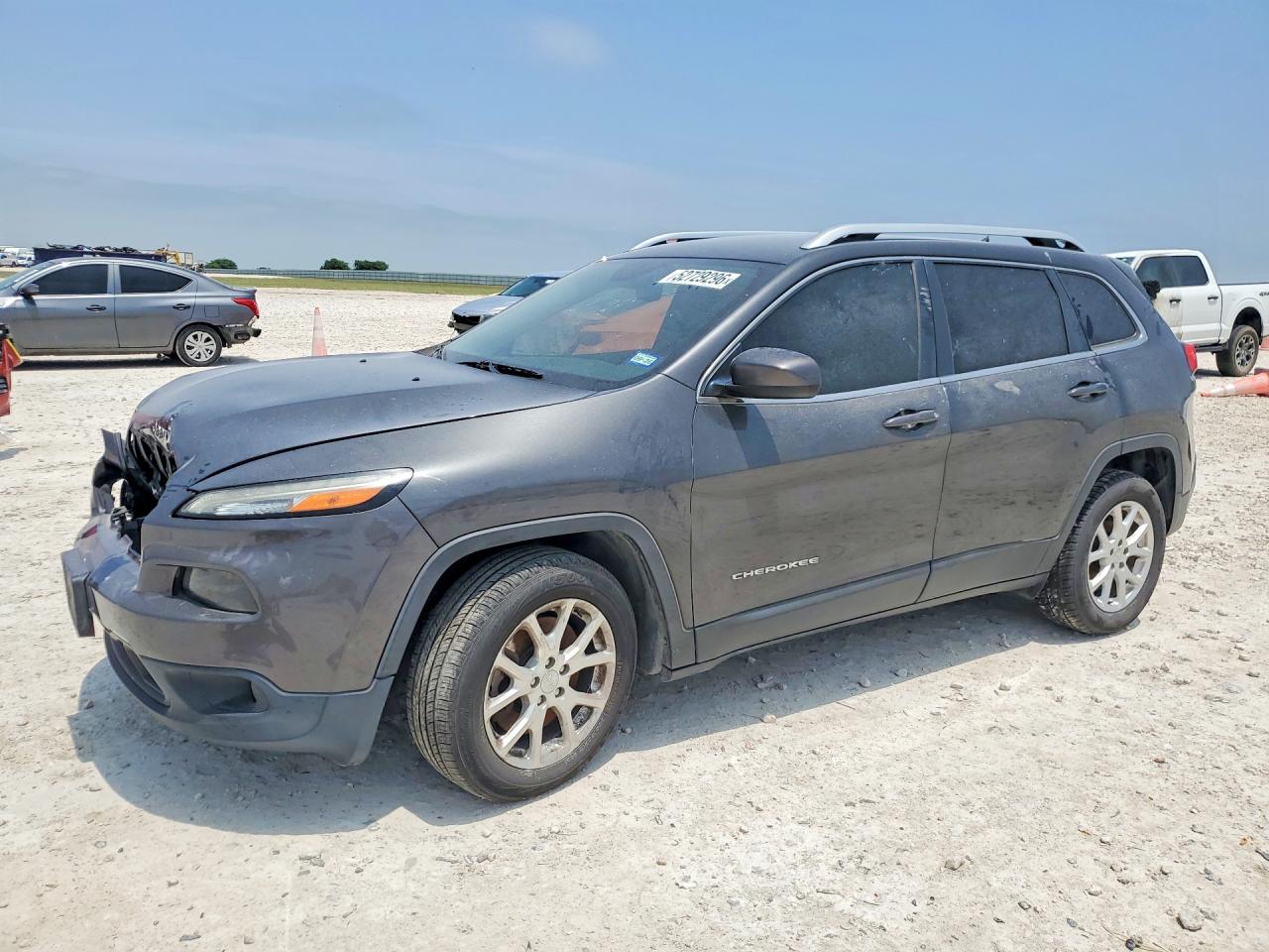 1C4PJLCB2GW144022 · 2016 JEEP CHEROKEE