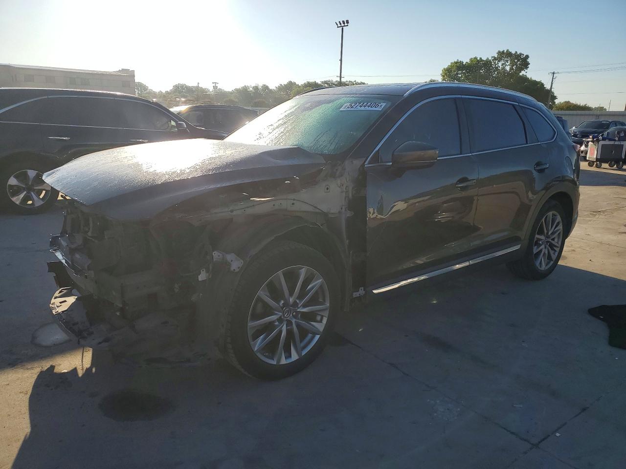 JM3TCBDY3J0215946 · 2018 MAZDA CX-9
