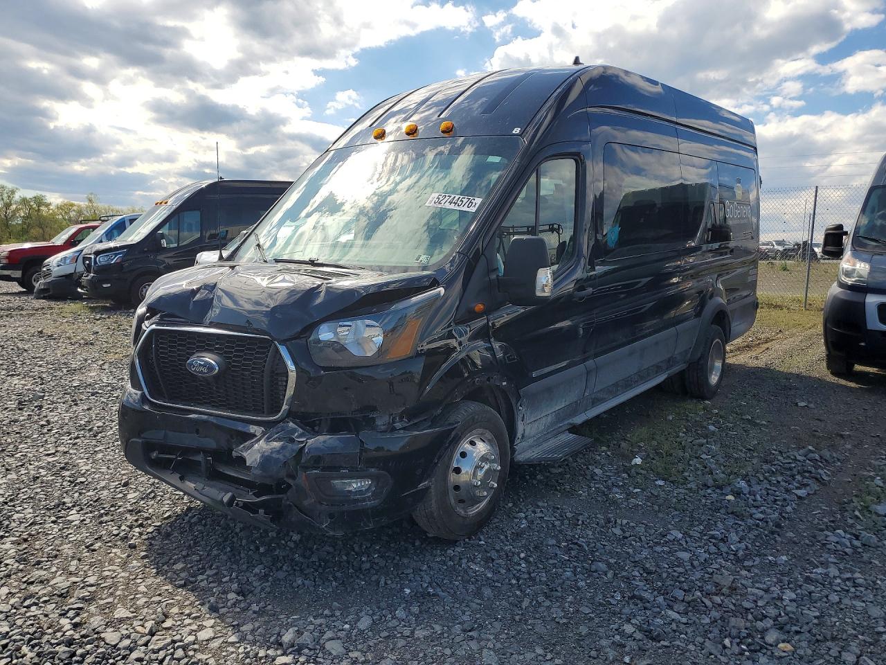 1FBVU4XG6RKA68068 · 2024 FORD TRANSIT