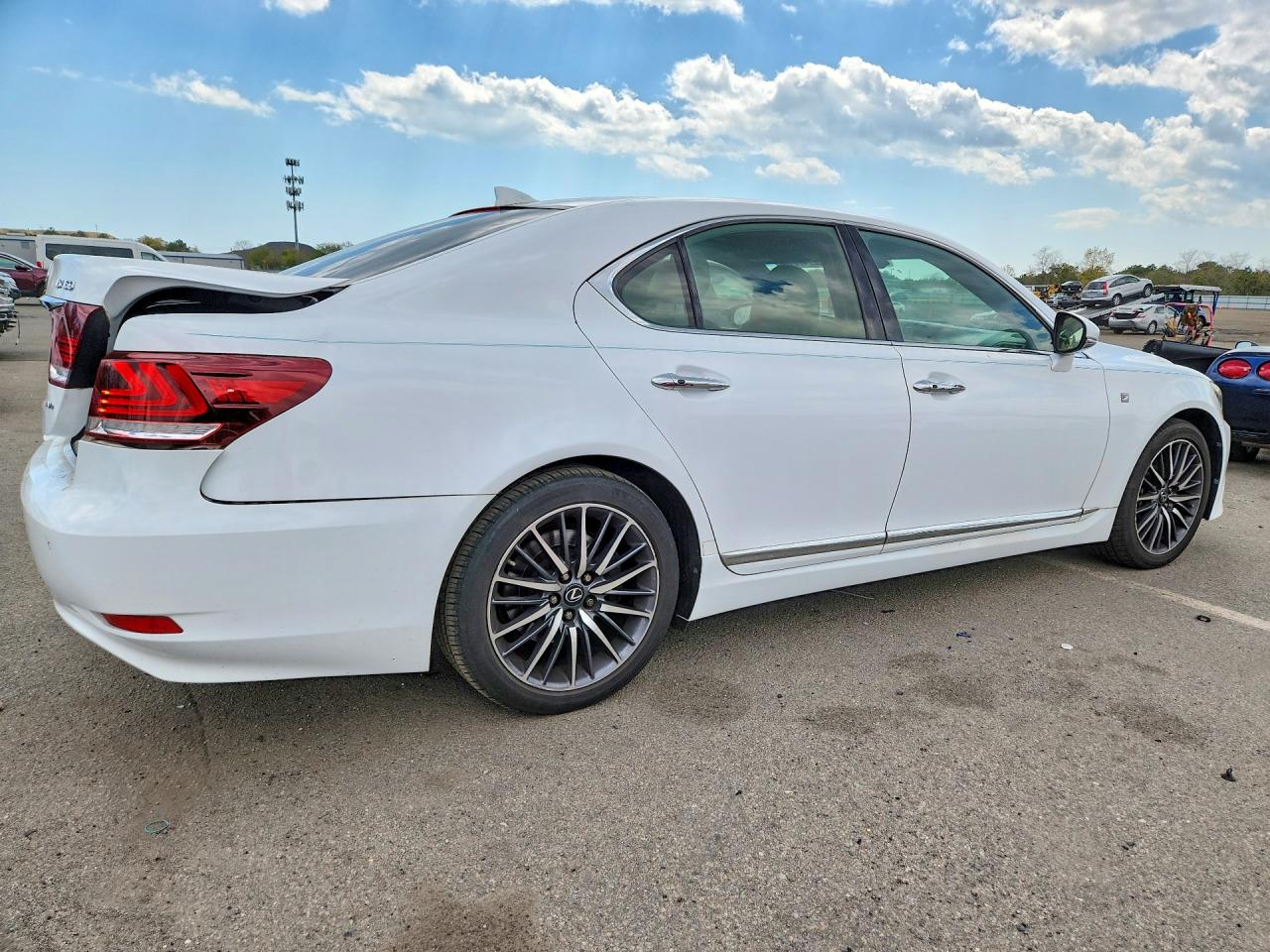 JTHCL5EF6E5022821 · 2014 LEXUS LS · 3/13
