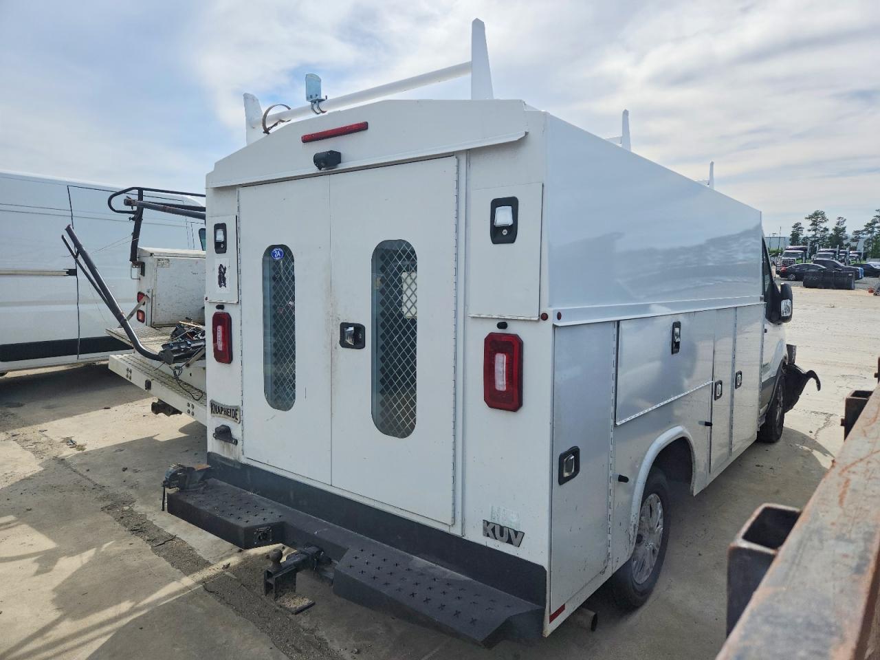 1FDBW5PM1KKA21276 · 2019 FORD TRANSIT · 4/10