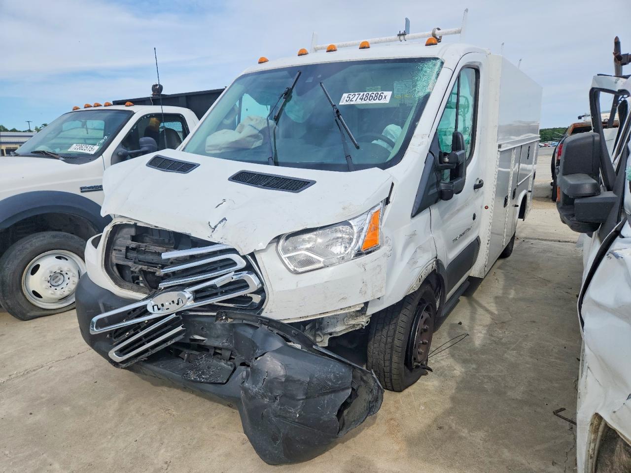 1FDBW5PM1KKA21276 · 2019 FORD TRANSIT · 2/10