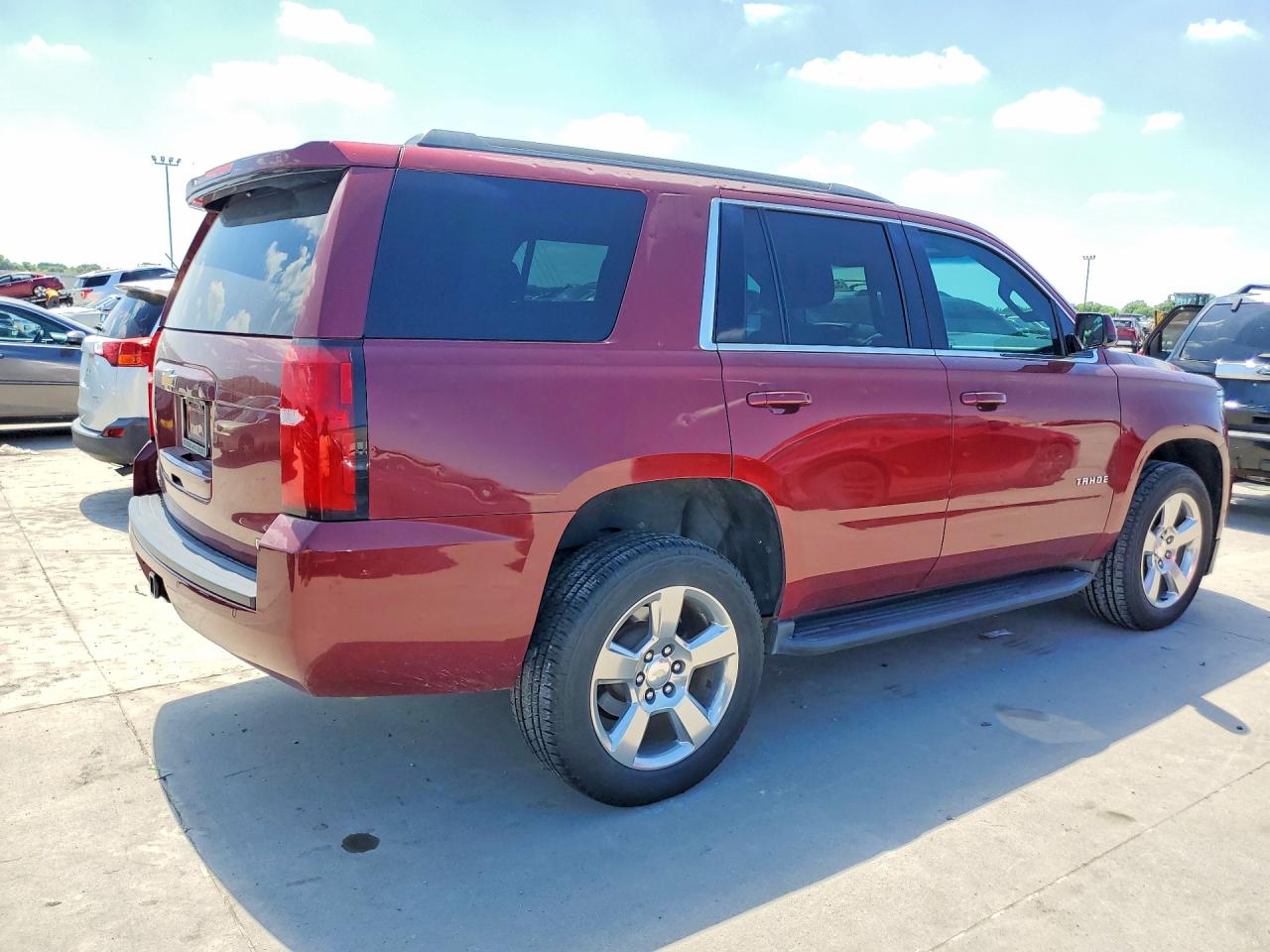 1GNSCAKCXKR262966 · 2019 CHEVROLET TAHOE · 3/13