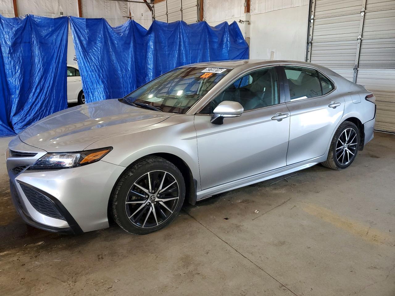 4T1G11AK7RU843731 · 2024 TOYOTA CAMRY