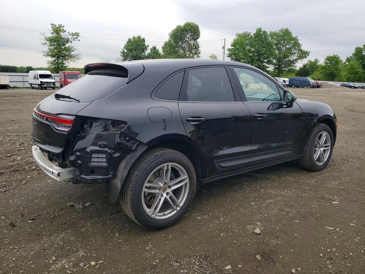 WP1AA2A55TLB00779 · 2026 PORSCHE MACAN · 3/13