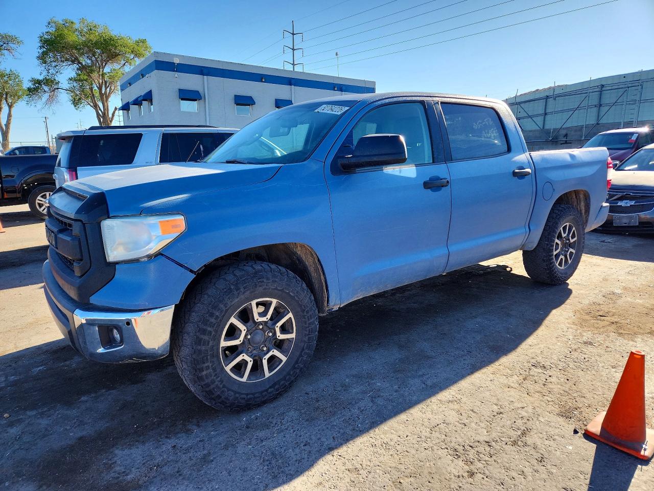 5TFDW5F14HX616171 · 2017 TOYOTA TUNDRA