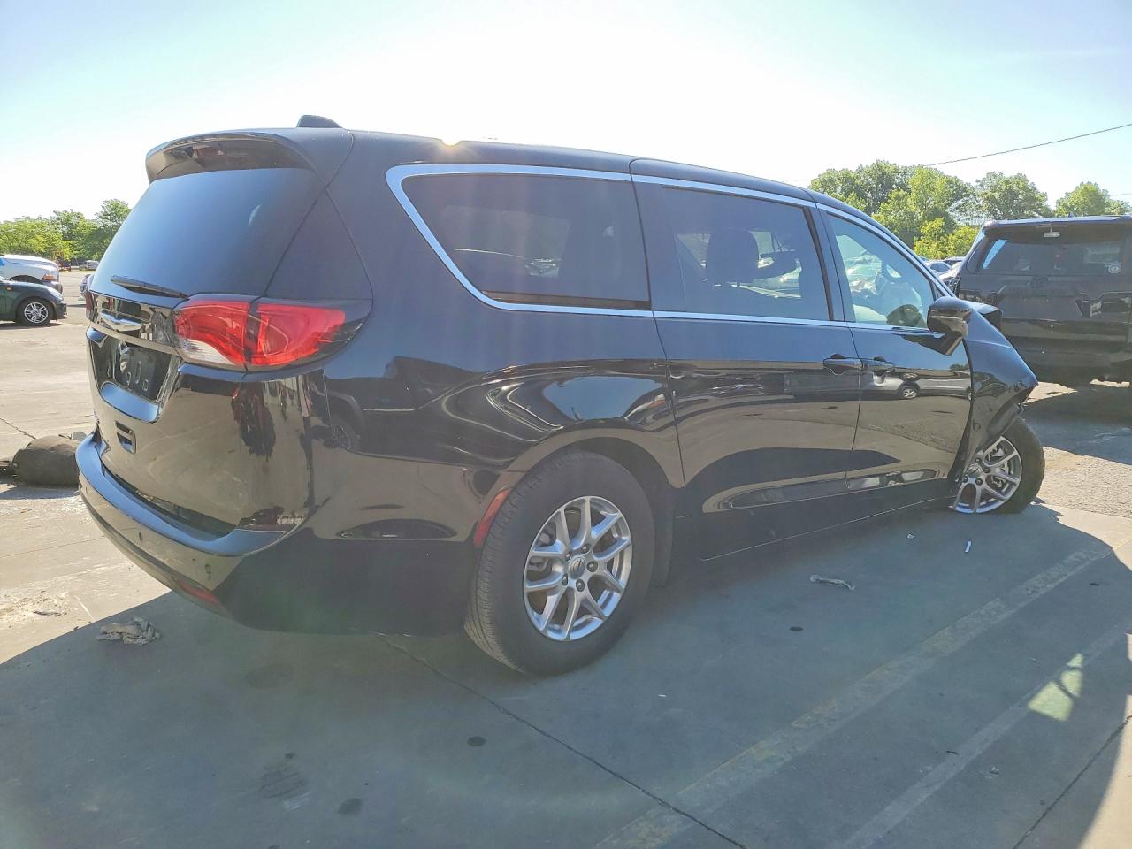 2C4RC1CG6SR557534 · 2025 CHRYSLER VOYAGER · 3/13
