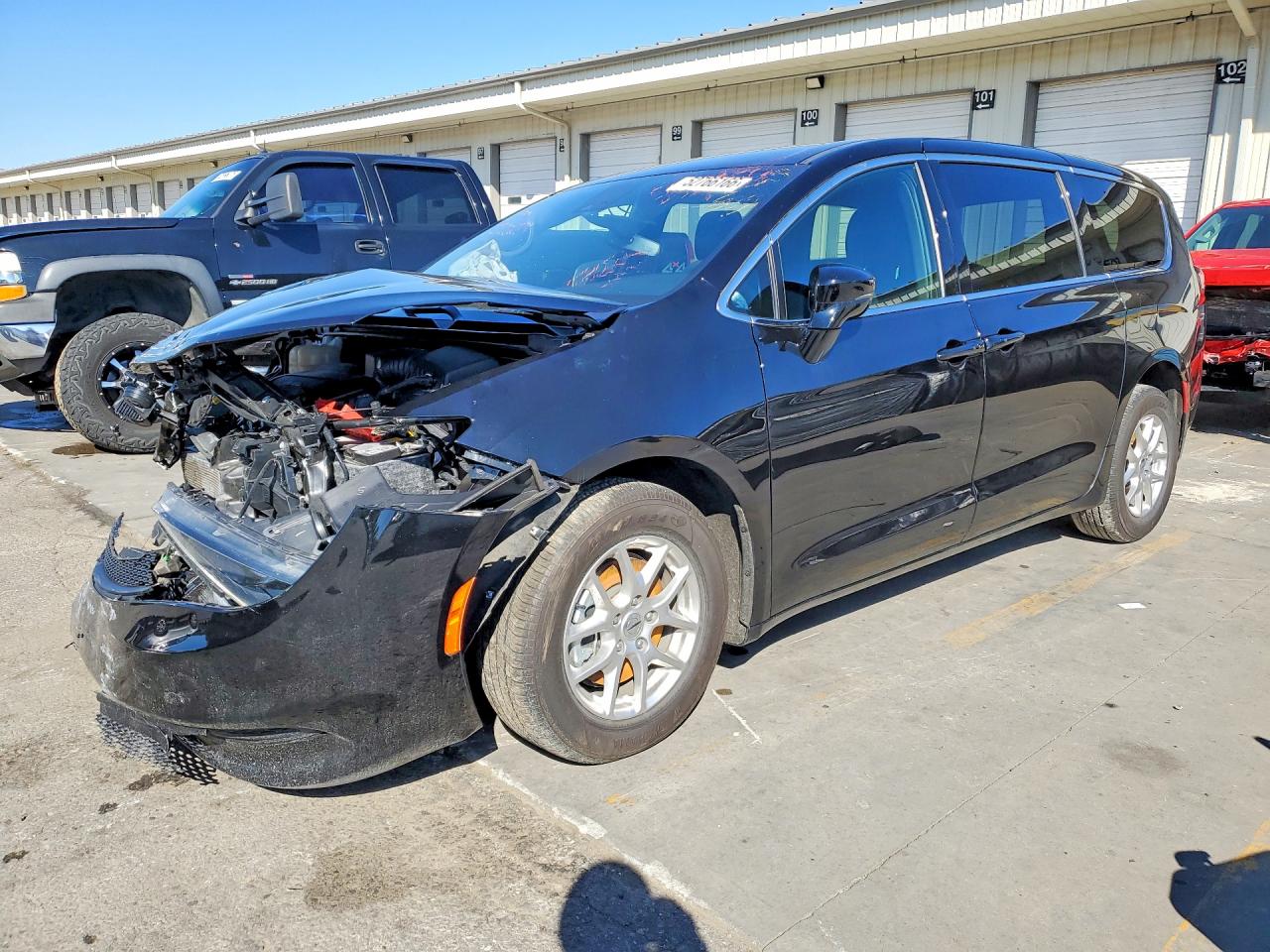 2C4RC1CG6SR557534 · 2025 CHRYSLER VOYAGER