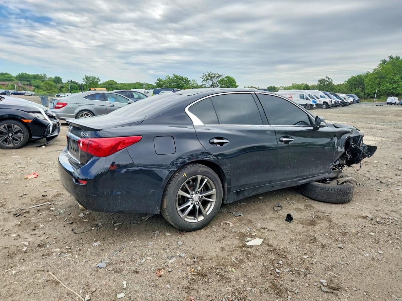 JN1BV7AR6FM420205 · 2015 INFINITI Q50 · 3/12