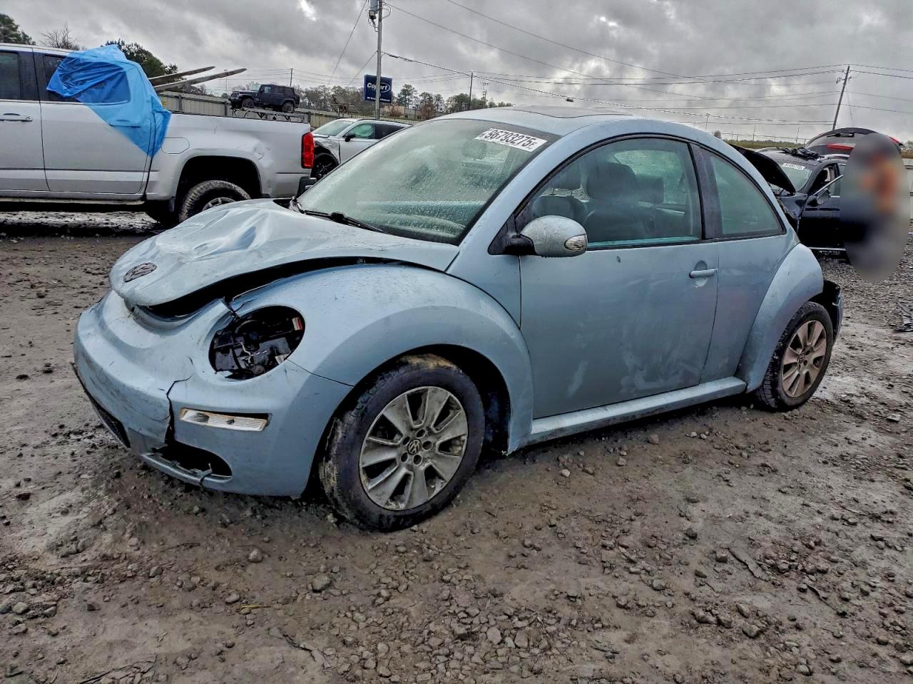 3VWRG3AG8AM035056 · 2010 VOLKSWAGEN NEW BEETLE