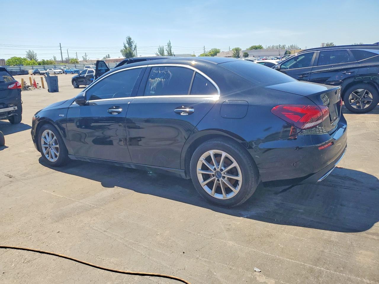 WDD3G4EB9KW019307 · 2019 MERCEDES-BENZ A · 2/12