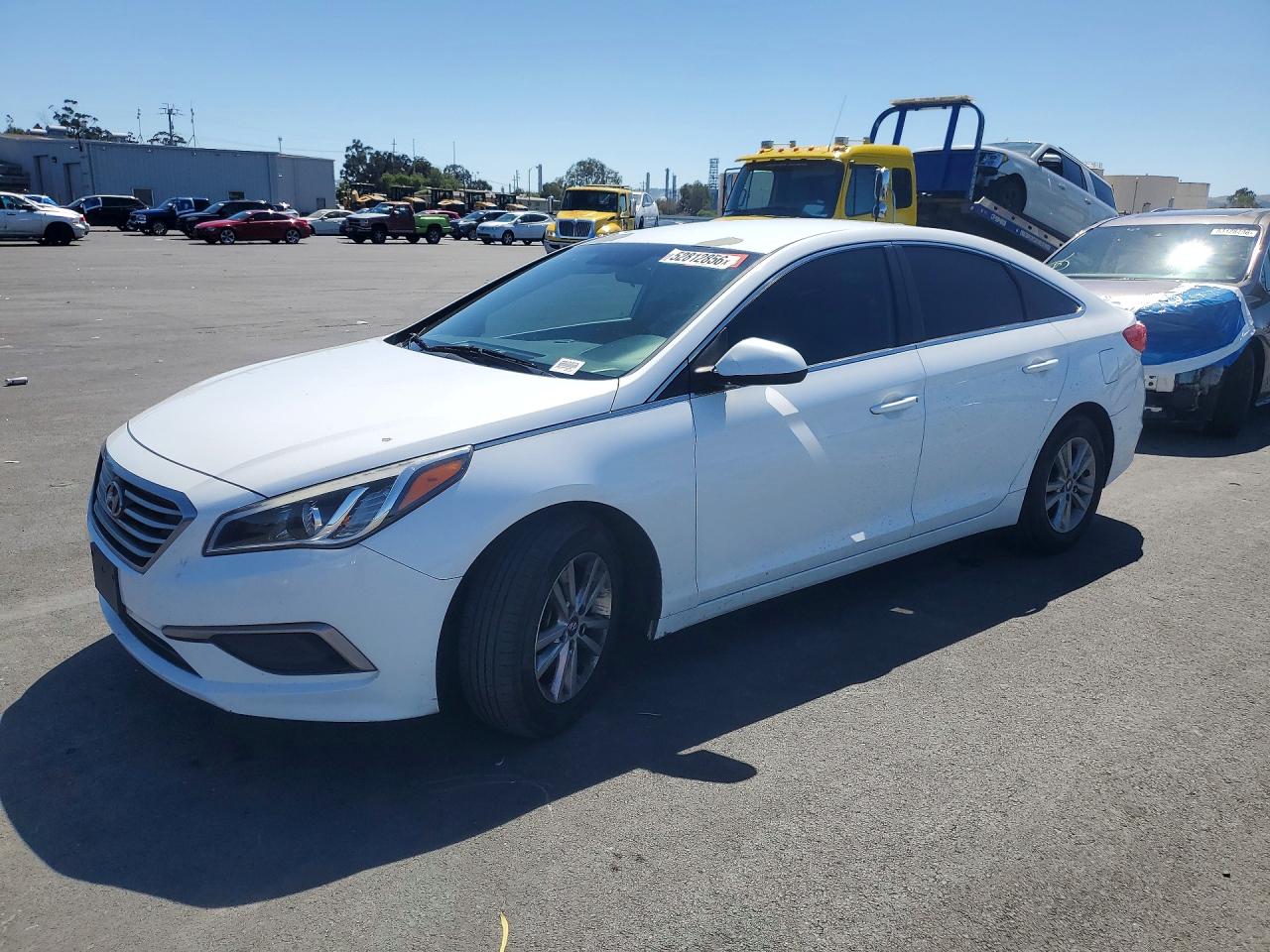 5NPE24AF2GH392972 · 2016 HYUNDAI SONATA