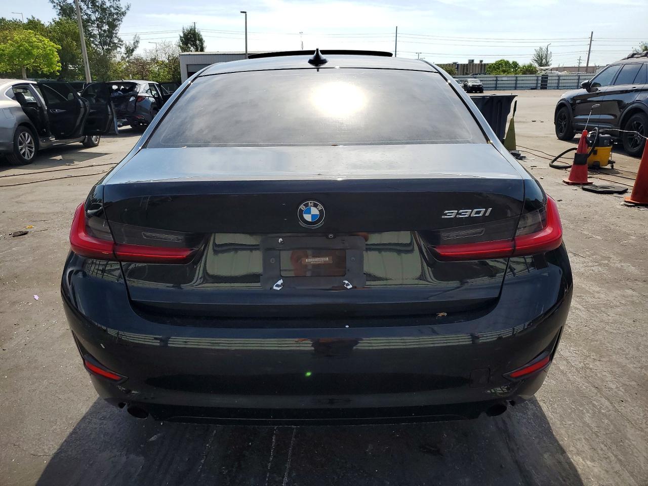 WBA5R1C51KAK11727 · 2019 BMW 330I · 6/12