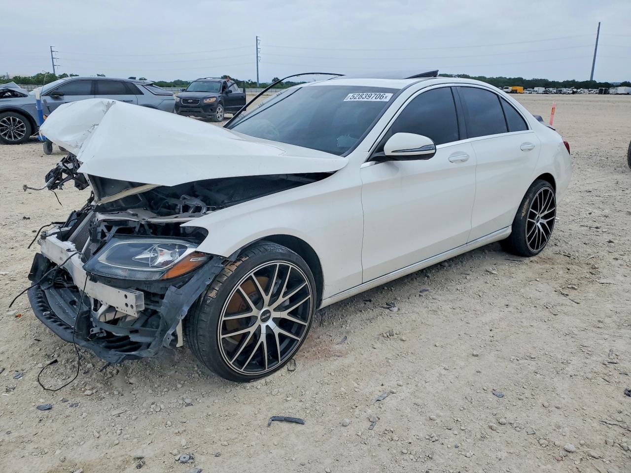 55SWF4KB0JU248197 · 2018 MERCEDES-BENZ C