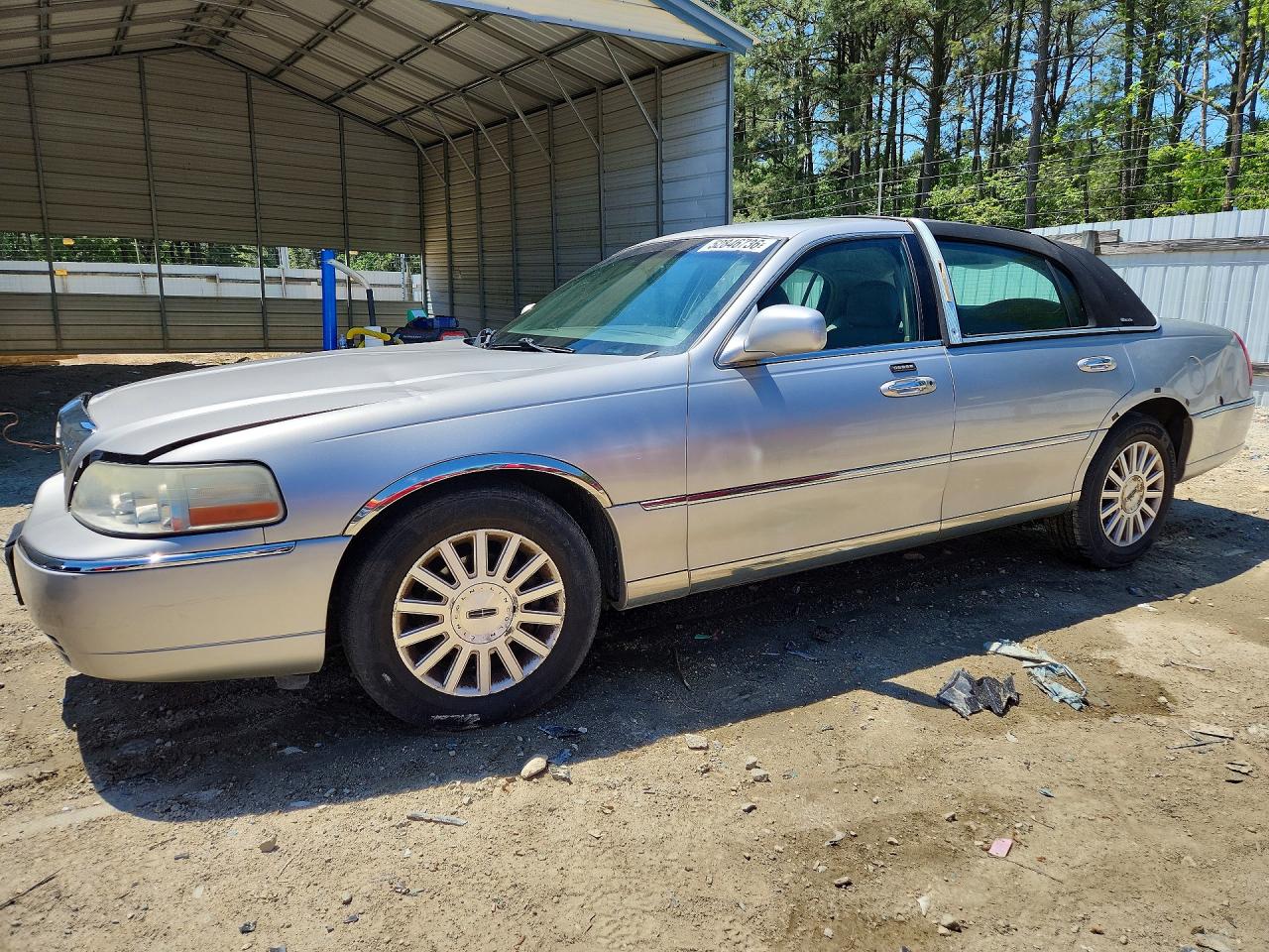 1LNHM83W94Y618913 · 2004 LINCOLN TOWN CAR