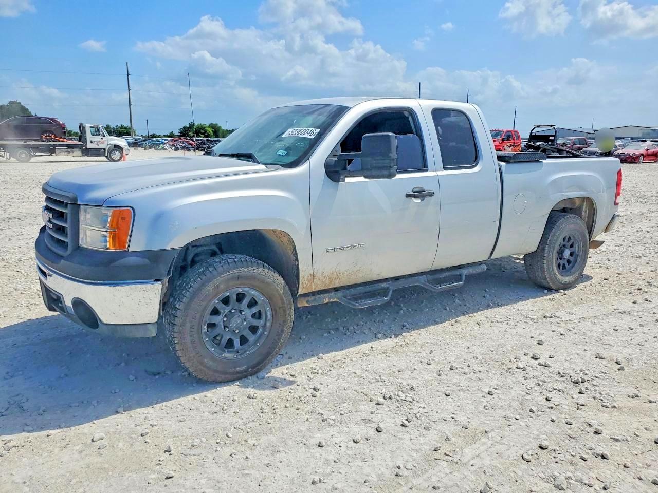 1GTR2TE73DZ262878 · 2013 GMC SIERRA
