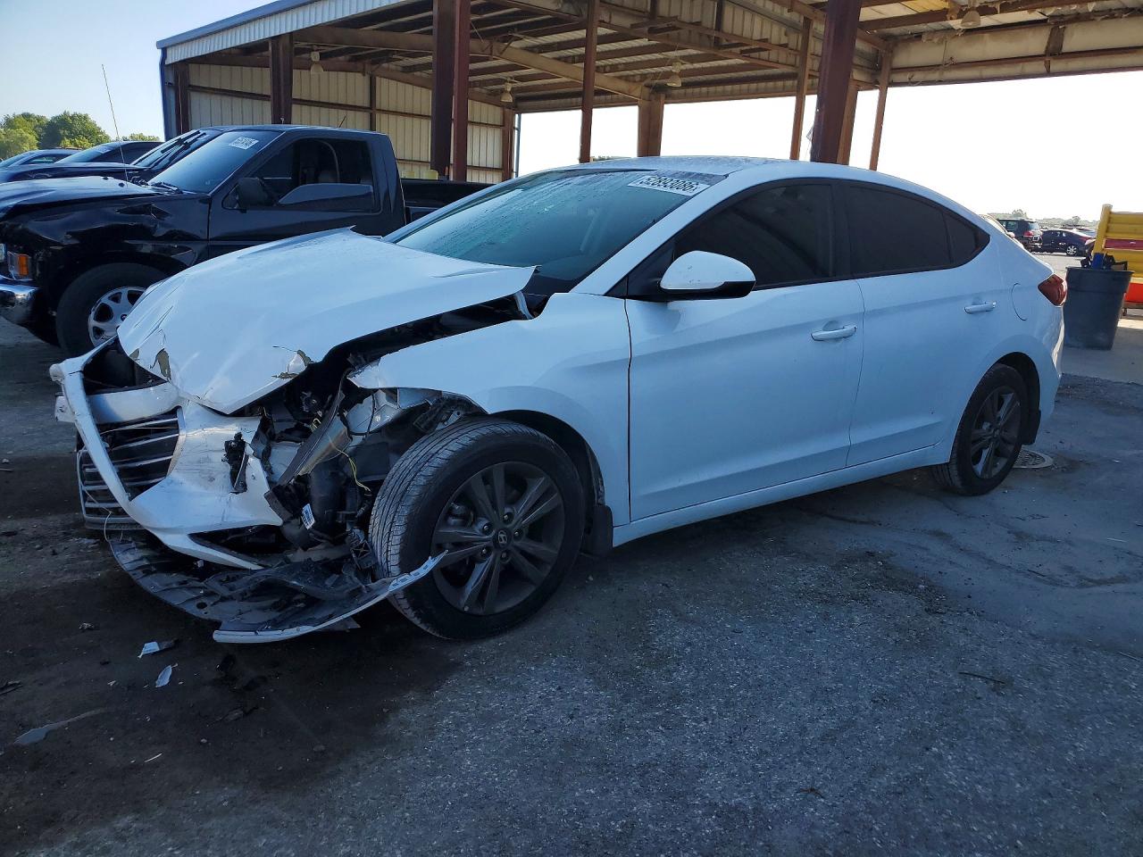 5NPD84LF6JH235539 · 2018 HYUNDAI ELANTRA