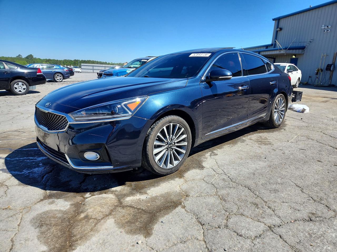 KNALC4J13J5114269 · 2018 KIA CADENZA
