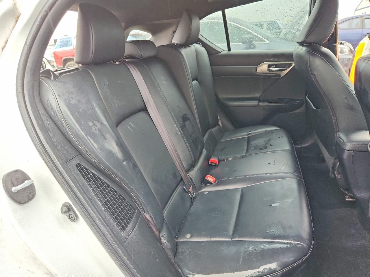 JTHKD5BH9F2216700 · 2015 LEXUS CT · 10/12