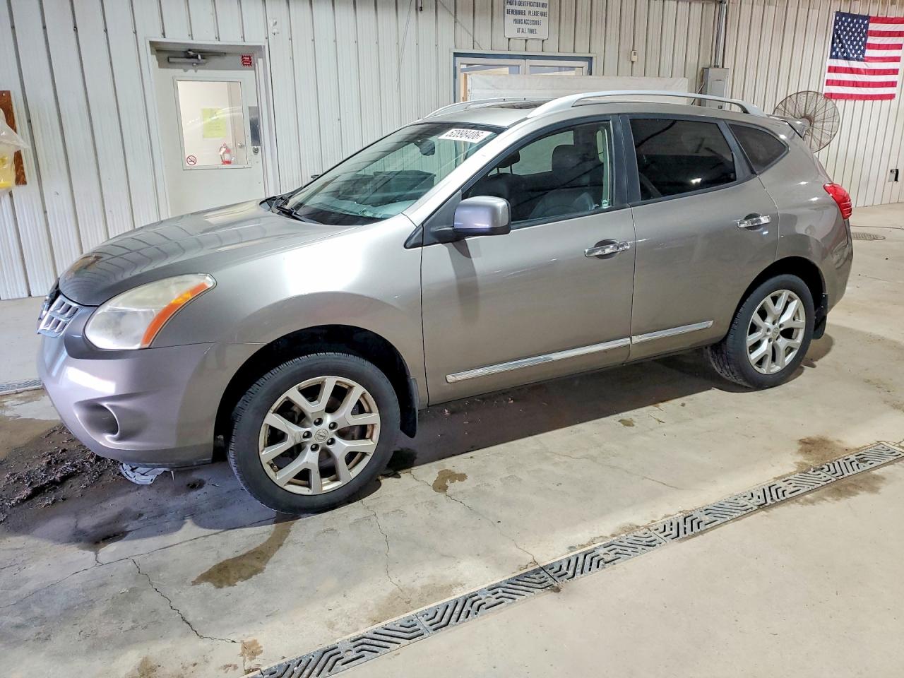 2011 NISSAN ROGUE