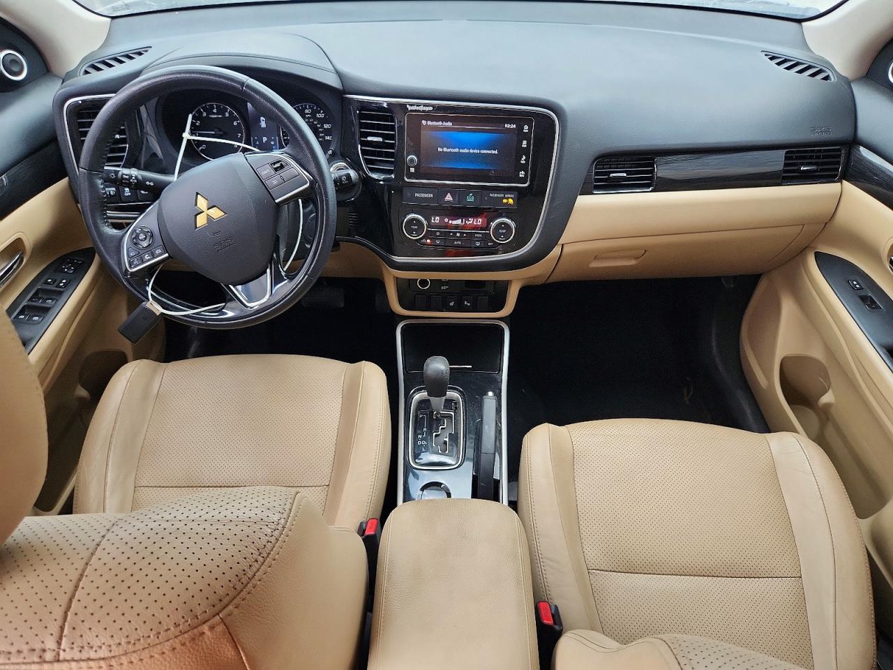 JA4AD3A39JJ001544 · 2018 MITSUBISHI OUTLANDER · 8/13