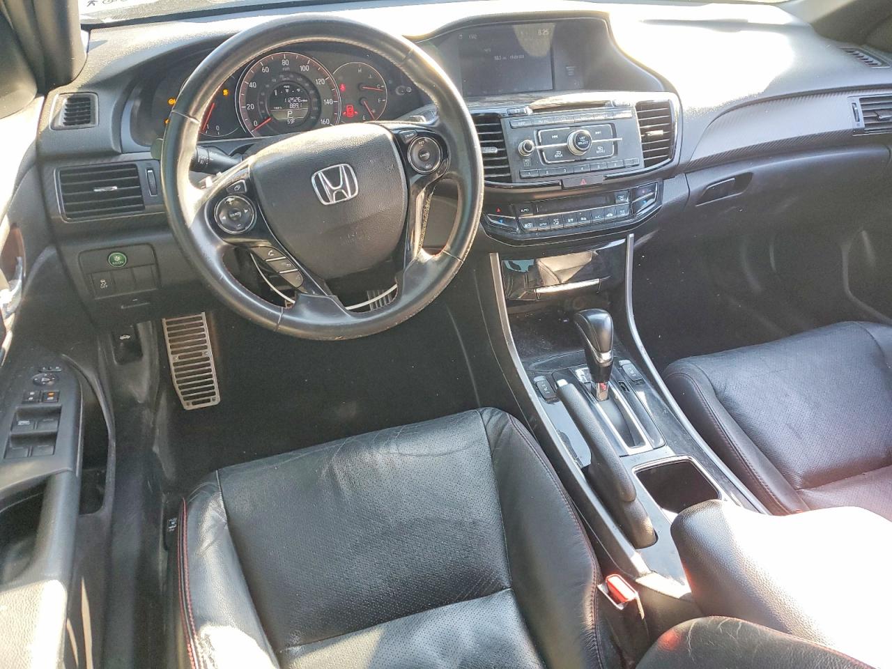 1HGCR2F16HA302995 · 2017 HONDA ACCORD · 8/12
