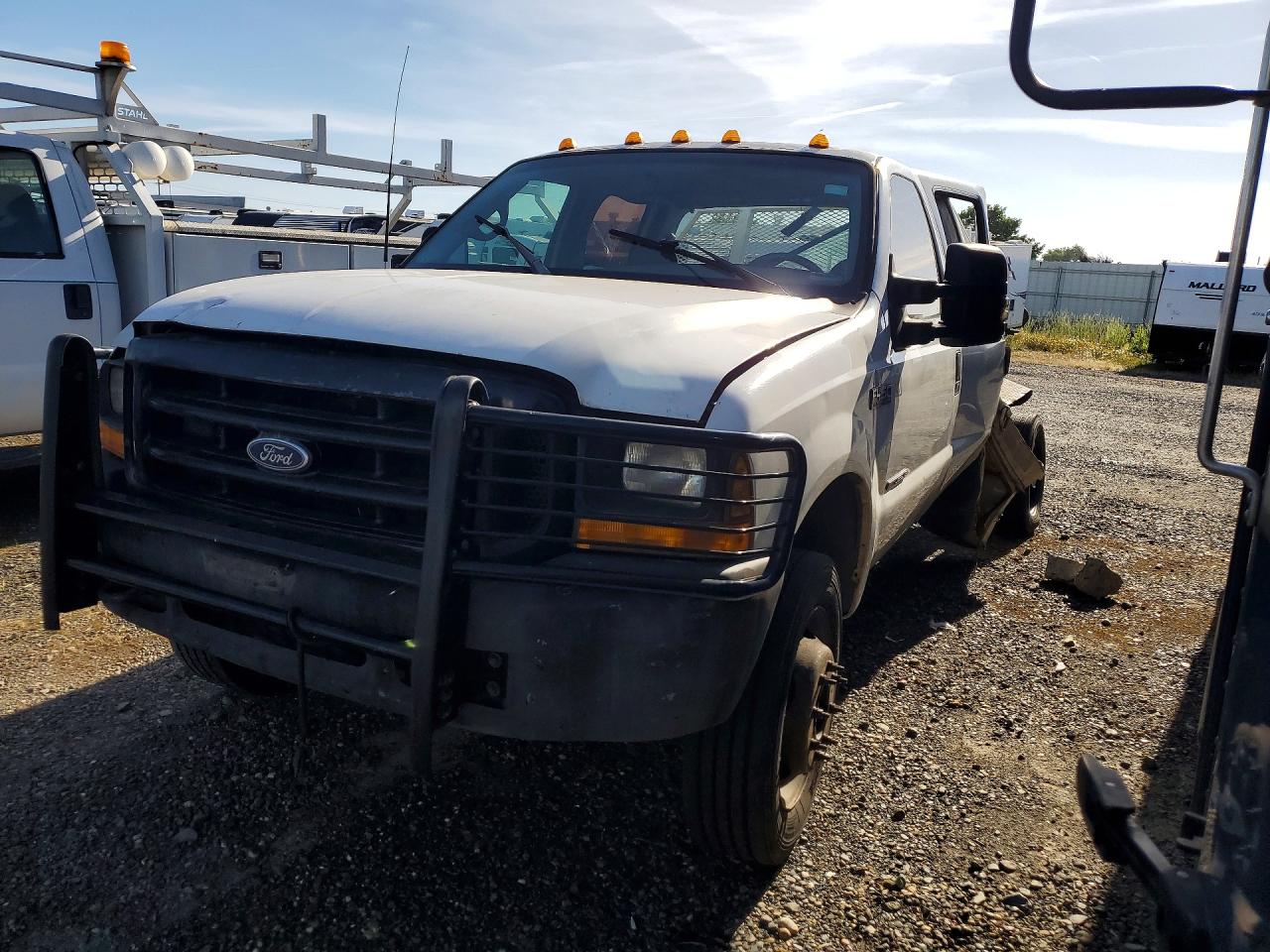 1FDXW46F2YED34105 · 2000 FORD F450