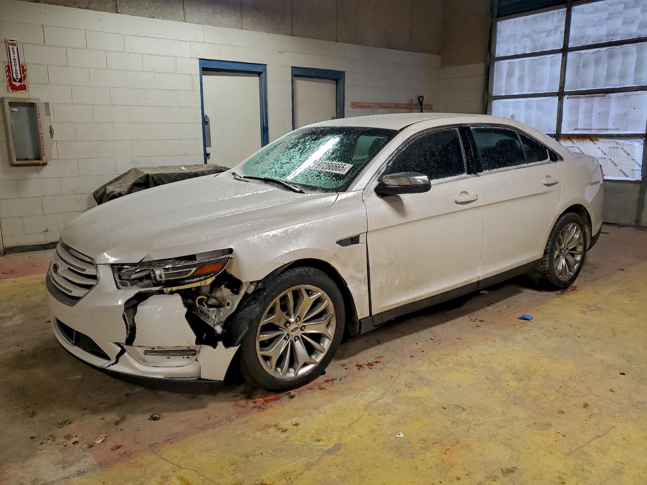 1FAHP2F88FG168935 · 2015 FORD TAURUS