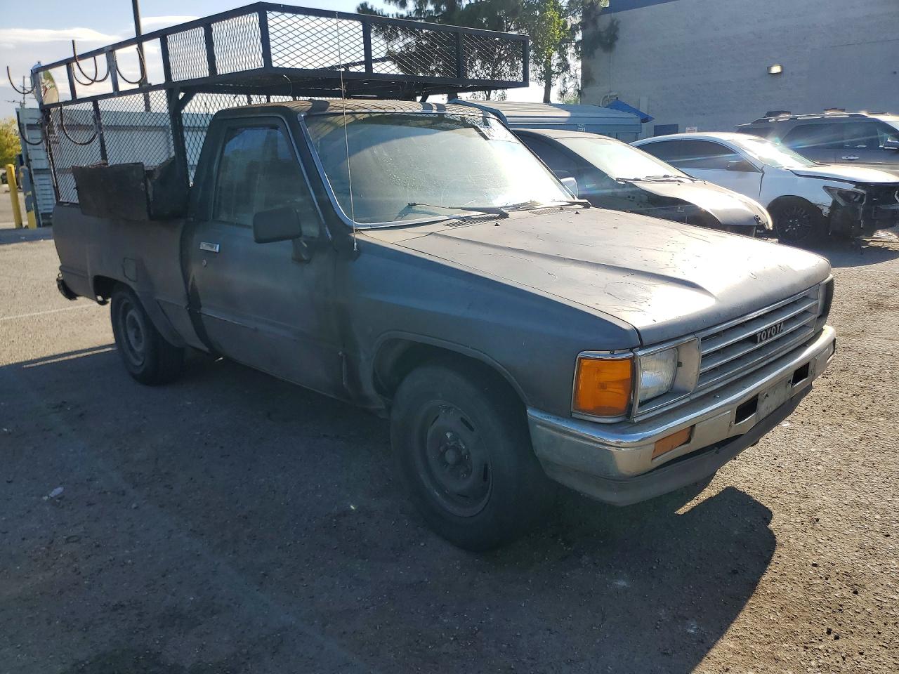 JT4RN50A2J5163901 · 1988 TOYOTA PICKUP · 4/12